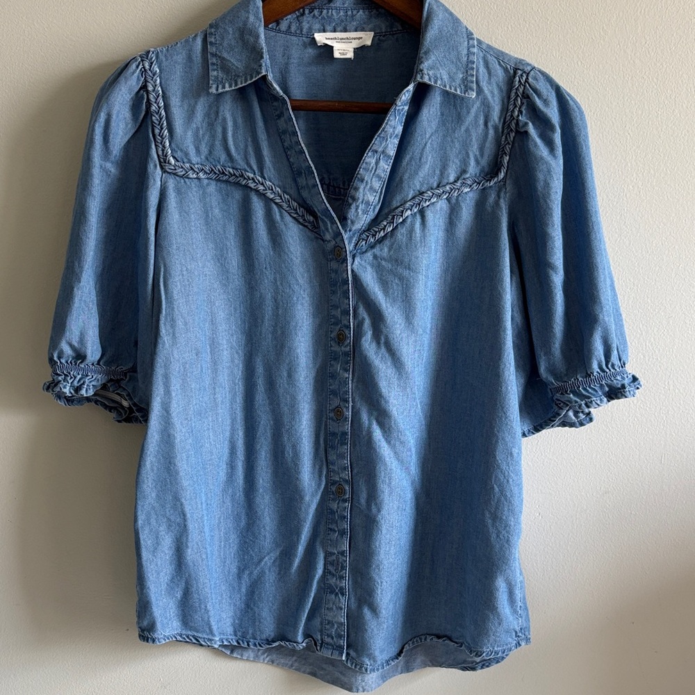 BeachLunchLounge Chambray Top Western Braided Trim Puff Sleeve Size S